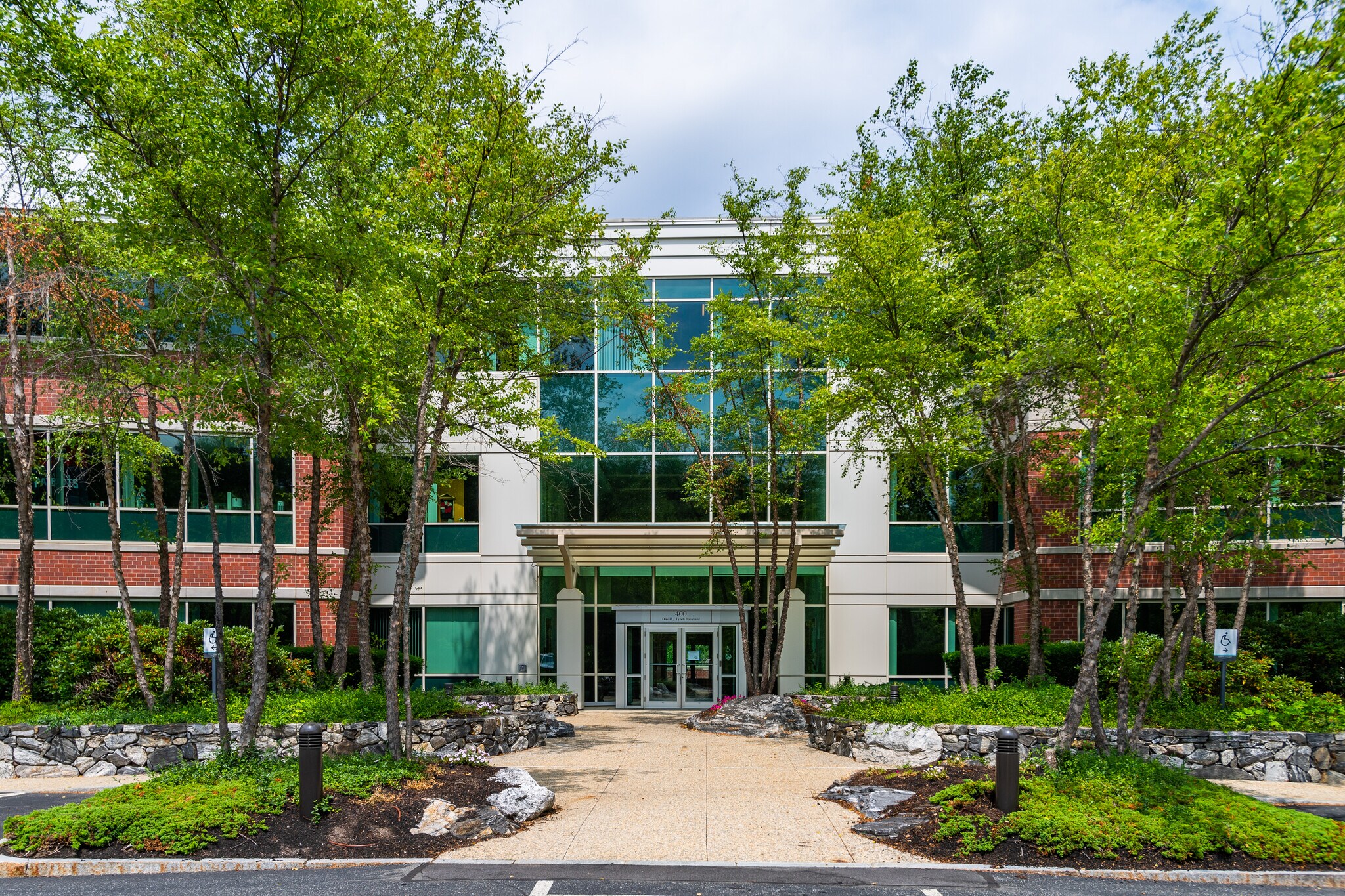 400 Donald J Lynch Blvd, Marlborough, MA à louer Photo du bâtiment- Image 1 de 47