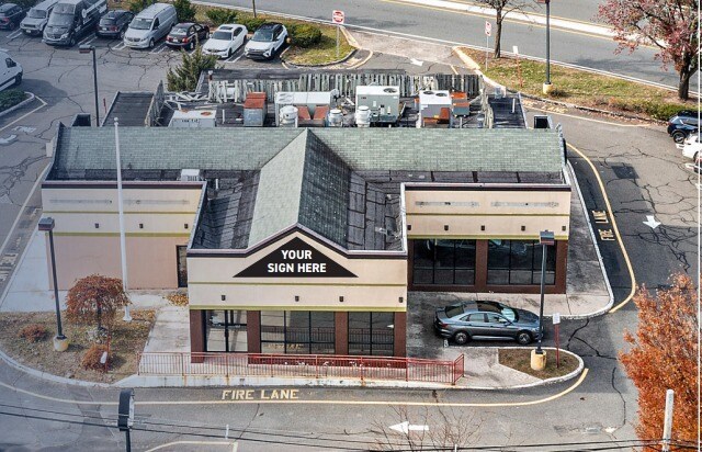 743 S State Route 17, Paramus, NJ à louer Photo du bâtiment- Image 1 de 5