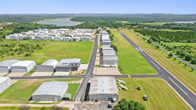 Plus de détails pour 101 Piper Ln, Spicewood, TX - Local d'activités à louer