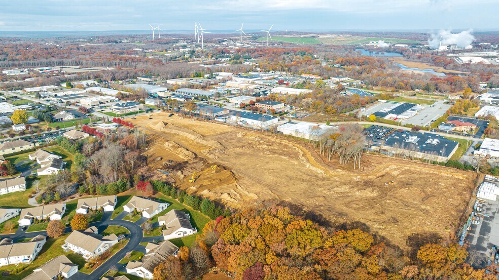 Comstock Pky, Cranston, RI à vendre - Photo du bâtiment - Image 2 de 3