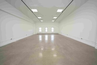 8 John Walsh Blvd, Peekskill, NY à louer Photo intérieure- Image 1 de 2