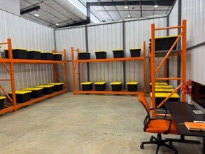 1027 Outpost Dr, Conroe, TX for lease Building Photo- Image 1 of 8