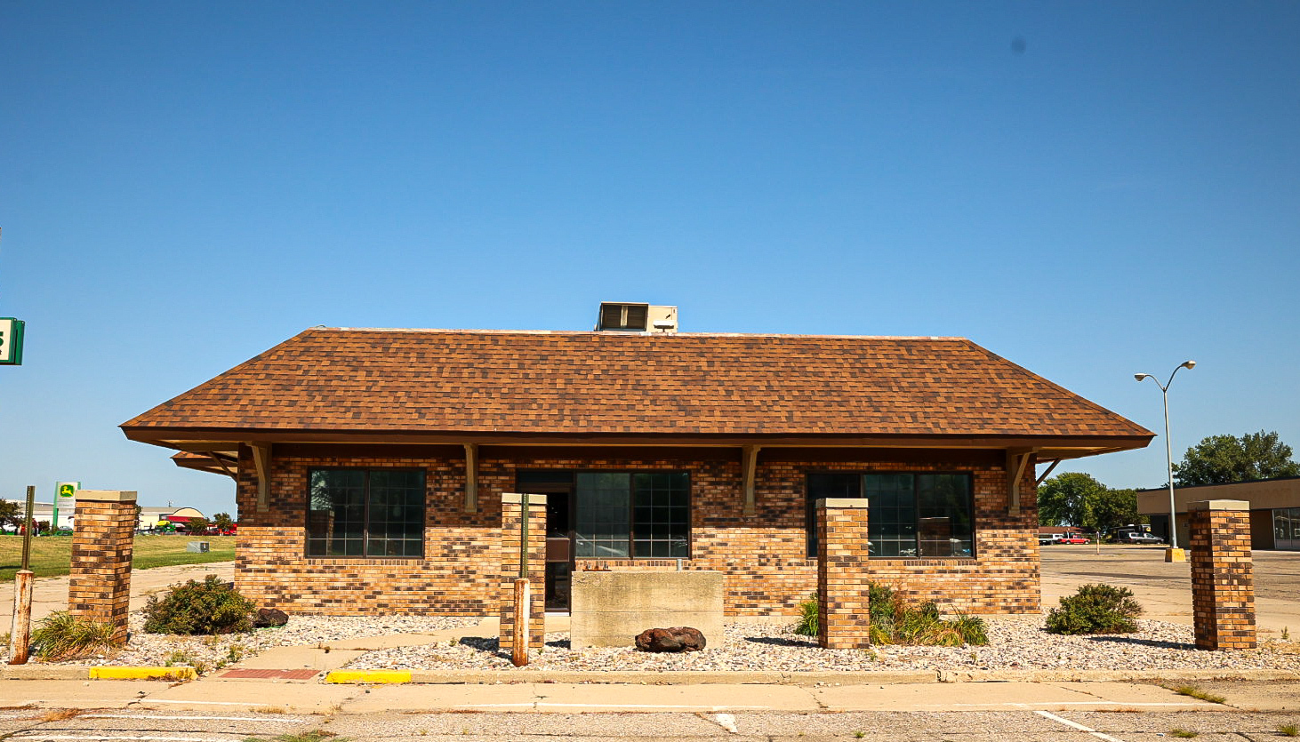 2510 E Central Ave, Estherville, IA for sale Primary Photo- Image 1 of 5