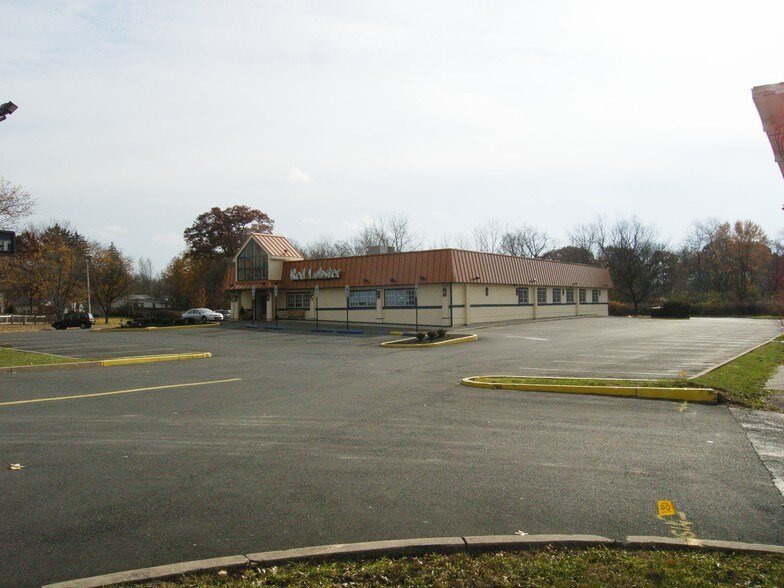 520 US Highway 46, Wayne, NJ à vendre - Photo du bâtiment - Image 2 de 3