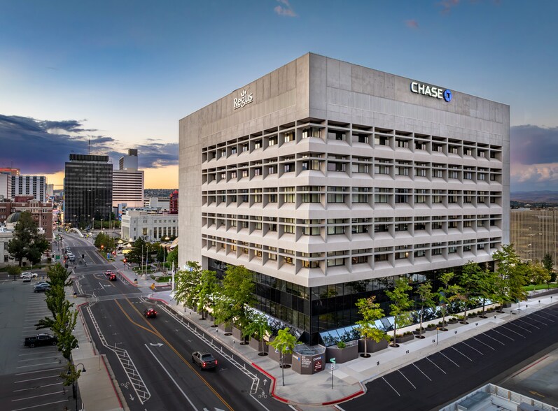 200 S Virginia St, Reno, NV à louer - Photo du bâtiment - Image 2 de 17