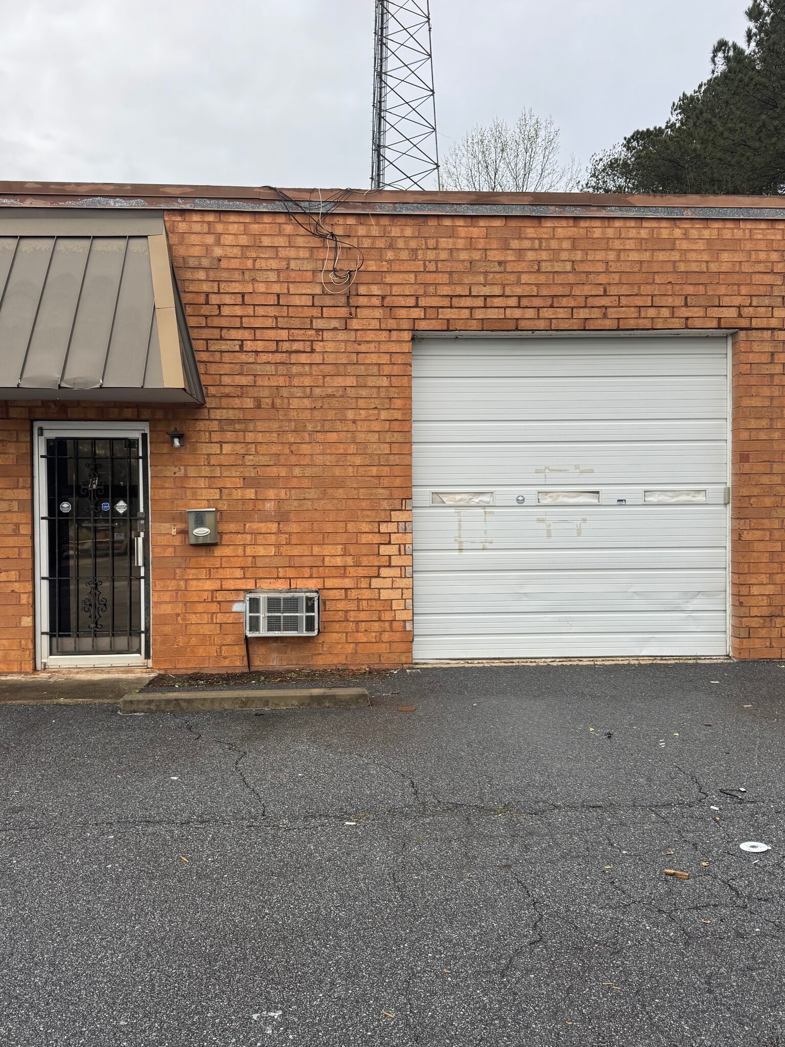 4764 Hammermill Rd, Tucker, GA for lease Building Photo- Image 1 of 9