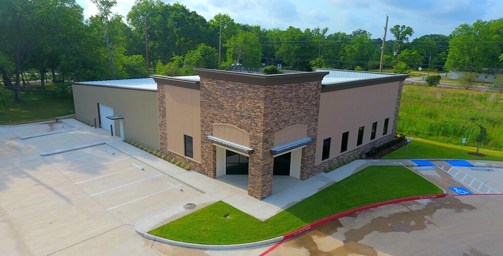 8717 Humble Westfield Rd, Humble, TX à vendre - Photo du bâtiment - Image 3 de 4