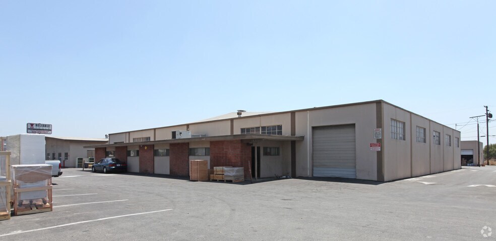 16222-16224 Arrow Hwy, Irwindale, CA à vendre - Photo principale - Image 1 de 3