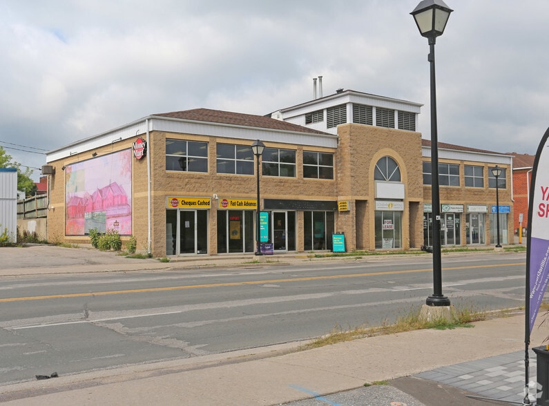25 Front St, Orillia, ON à louer - Photo principale - Image 1 de 2