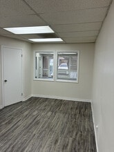 1222 E Baseline Rd, Tempe, AZ for lease Interior Photo- Image 2 of 5