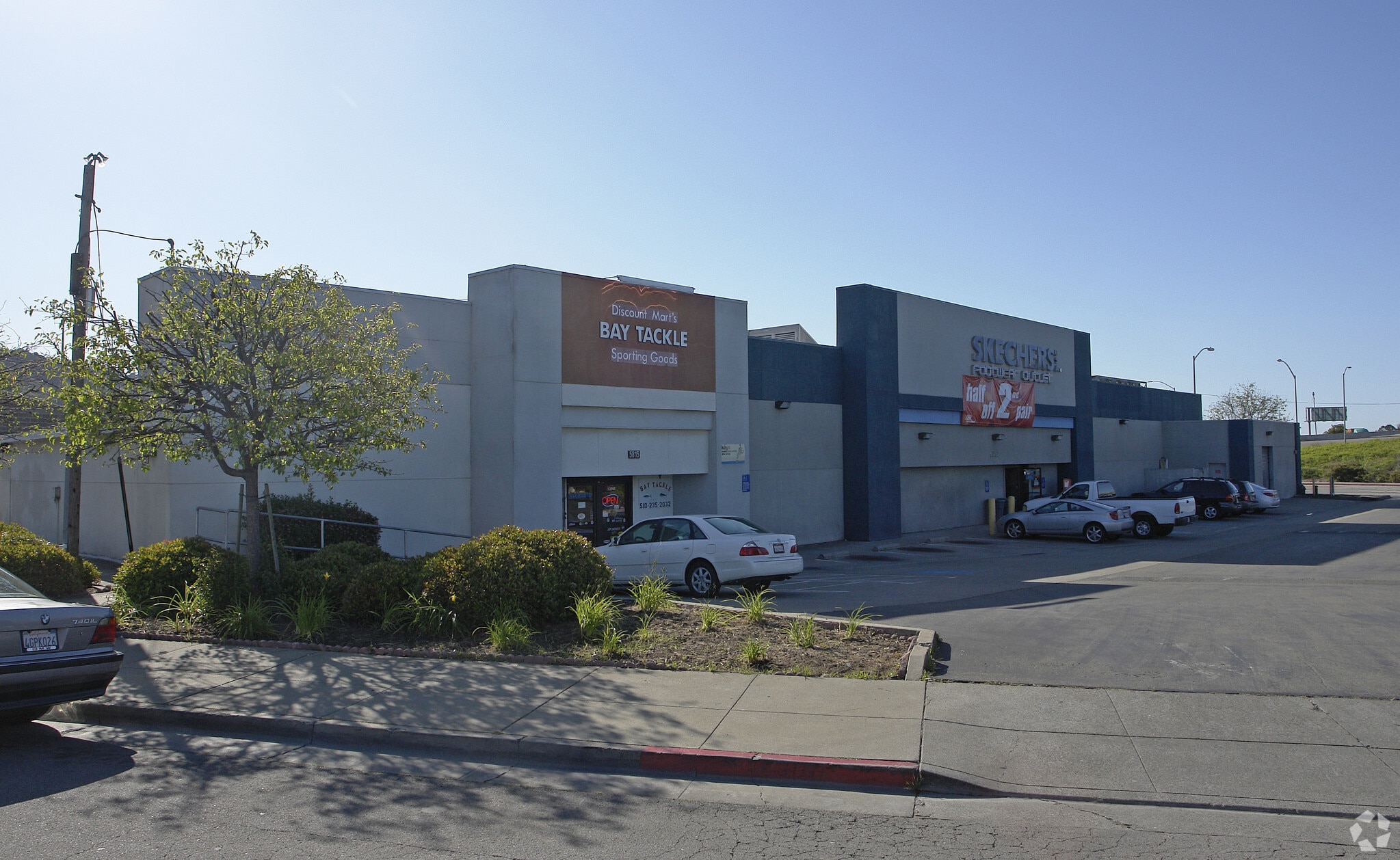 5815 Cutting Blvd, El Cerrito, CA for lease Primary Photo- Image 1 of 3