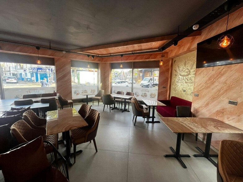 643 High Rd, London for lease - Building Photo - Image 2 of 14