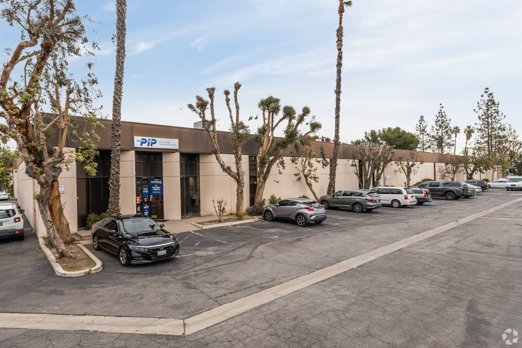 16525 Sherman Way, Van Nuys, CA for sale Primary Photo- Image 1 of 1