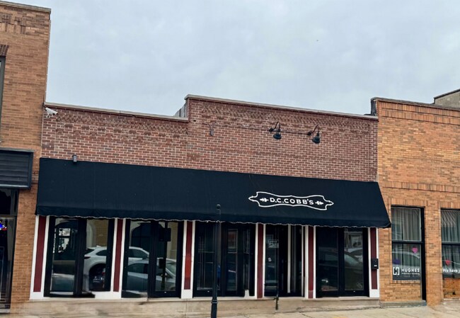 More details for 226 Main St, Woodstock, IL - Retail for Sale