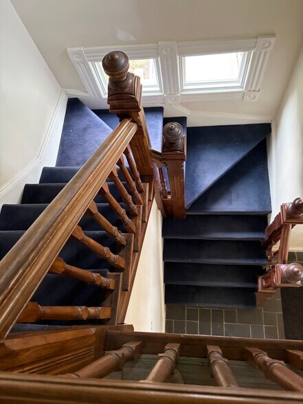 2584 Dixwell Ave, Hamden, CT à louer - Photo du bâtiment - Image 2 de 7