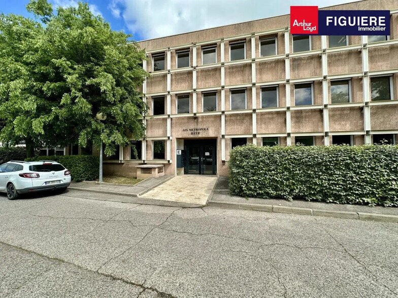 30 Avenue Henri Malacrida, Aix-en-Provence à louer - Photo du bâtiment - Image 2 de 2