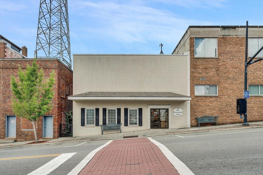 270 S Main St, Rocky Mount, VA for sale - Building Photo - Image 1 of 8