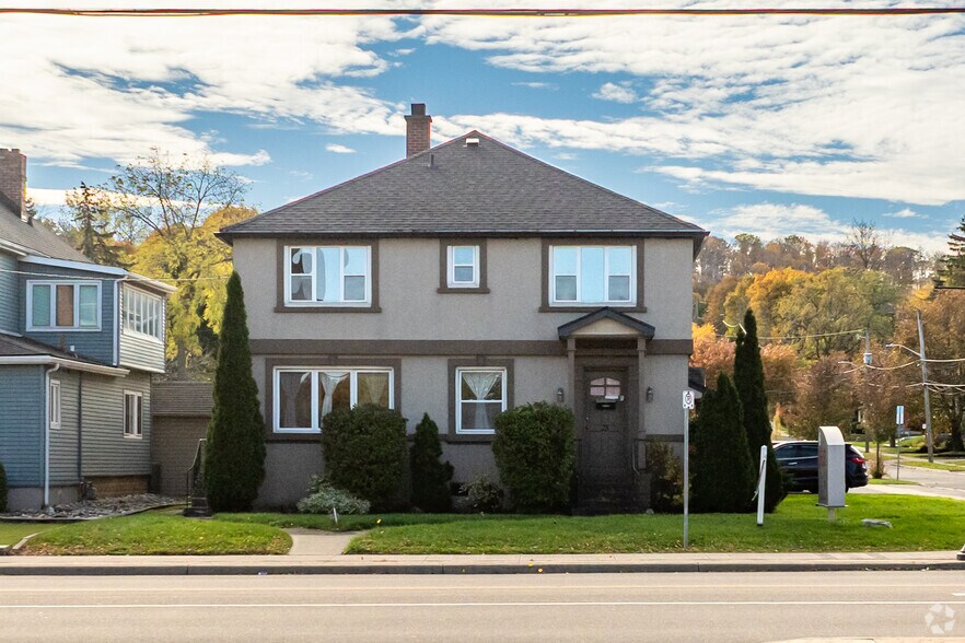 23 King St W, Hamilton, ON for sale - Building Photo - Image 2 of 2