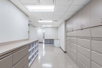 180 N LaSalle St, Chicago, IL for lease Interior Photo- Image 2 of 7