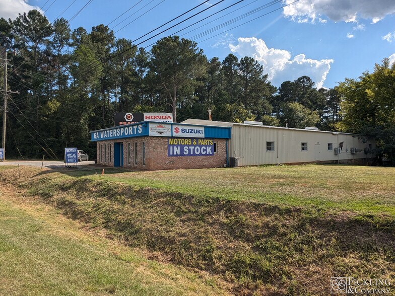 3016 N Columbia St, Milledgeville, GA à louer - Photo du bâtiment - Image 2 de 13