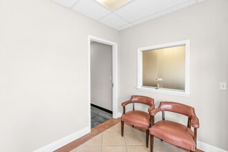 105-111 Cleveland Ave, Cocoa Beach, FL à louer Photo intérieure- Image 2 de 30