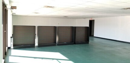 10444 S Pennsylvania Ave, Oklahoma City, OK for lease Building Photo- Image 2 of 7