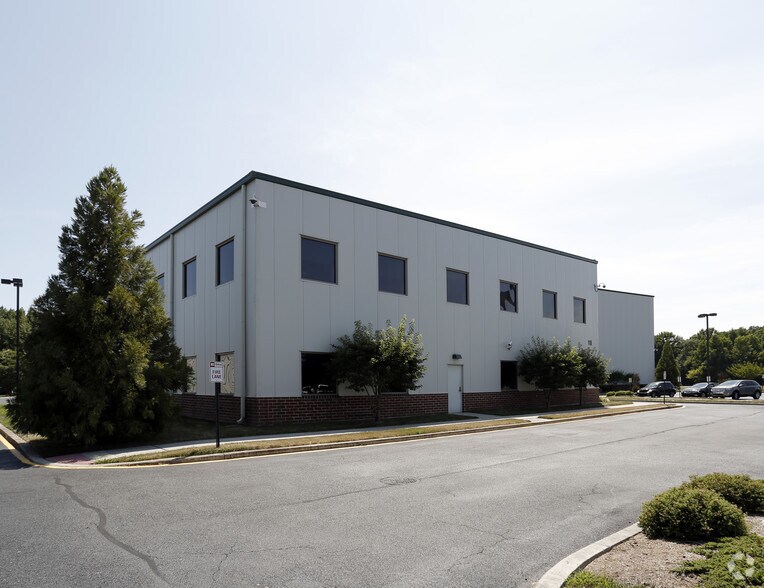 110 Galaxy Dr, Dover, DE à vendre - Photo du bâtiment - Image 2 de 3