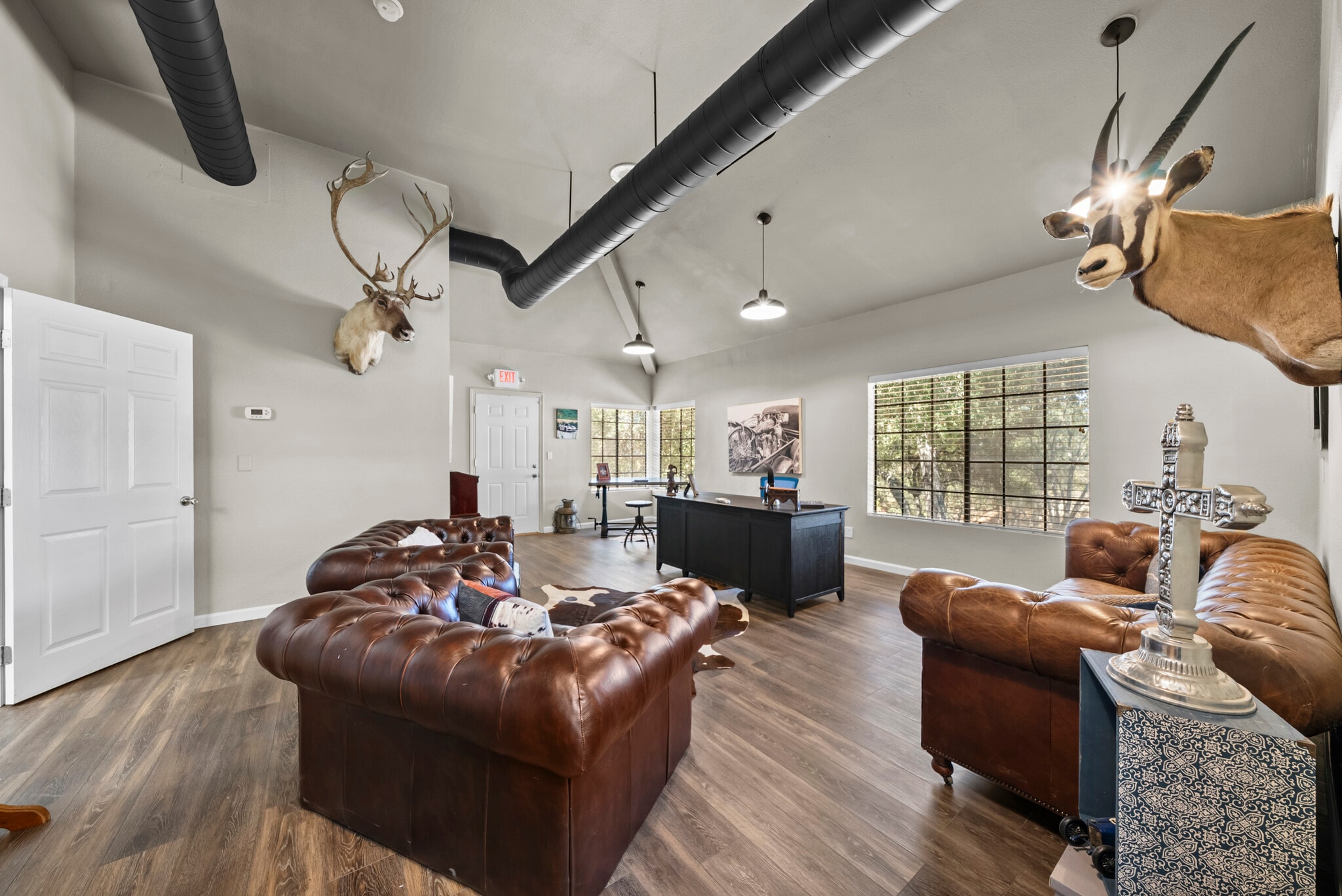 1392 Tavern Rd, Alpine, CA for sale Interior Photo- Image 1 of 29