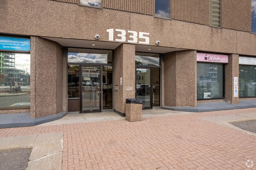 1335 Carling Ave, Ottawa, ON for lease - Building Photo - Image 3 of 5