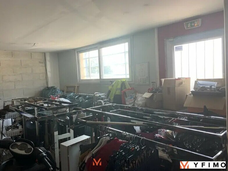 Industrial in Morainvilliers for lease - Interior Photo - Image 3 of 6