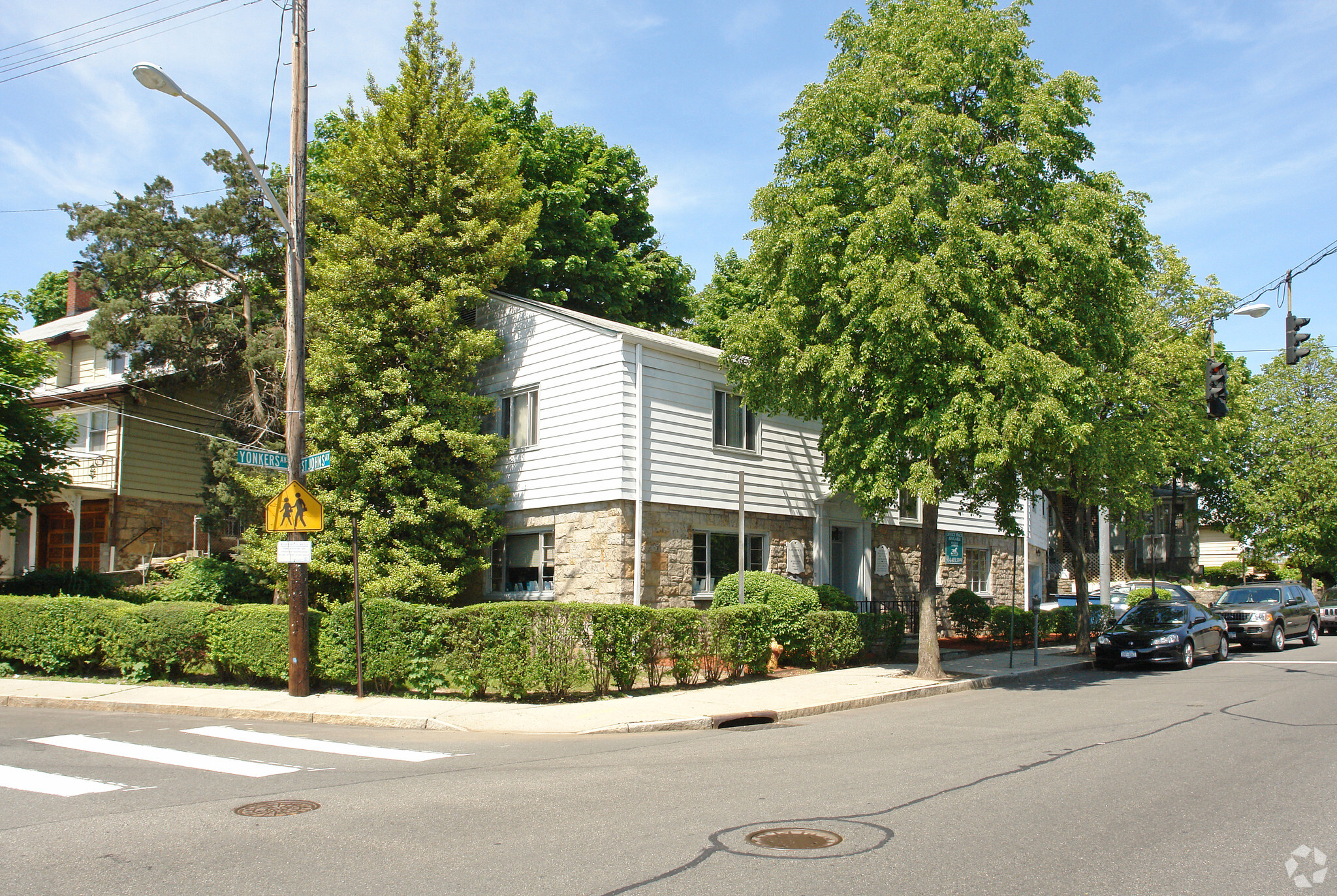 656 Yonkers Ave, Yonkers, NY for sale Primary Photo- Image 1 of 1