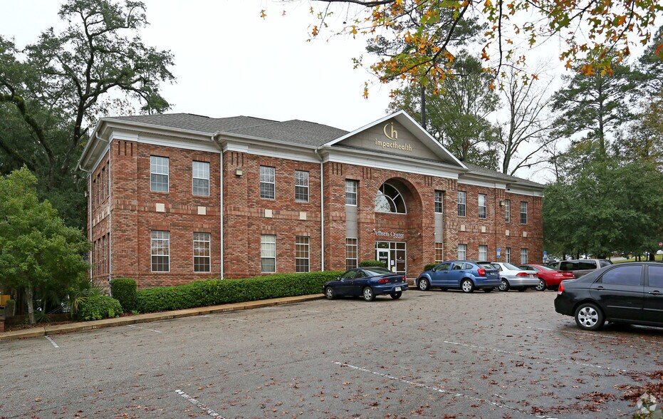 1965 Capital Cir NE, Tallahassee, FL à louer - Photo du bâtiment - Image 2 de 7