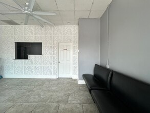 4769 Jonesboro Rd, Forest Park, GA à louer Photo intérieure- Image 2 de 4