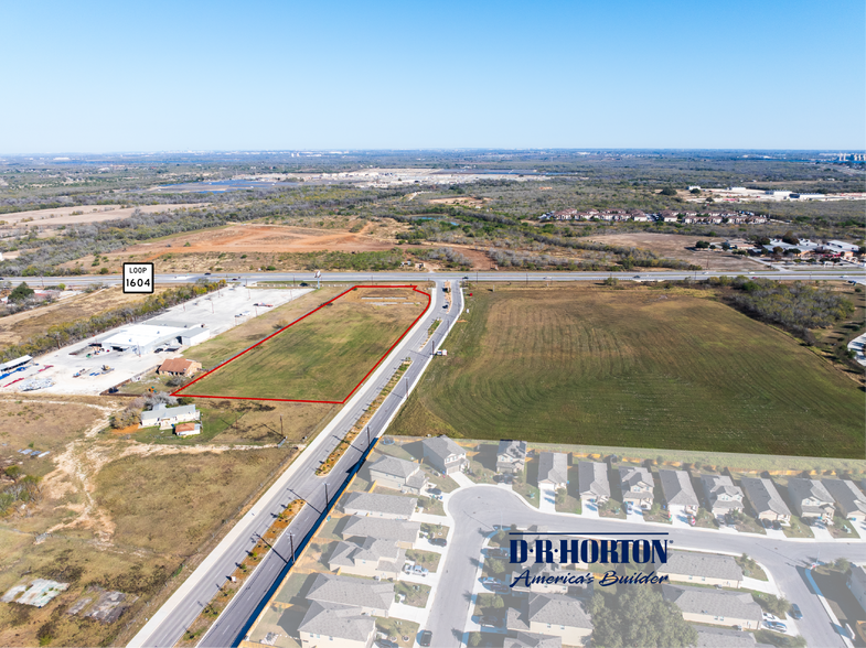S Loop 1604 E, San Antonio, TX à vendre - Photo du bâtiment - Image 2 de 3