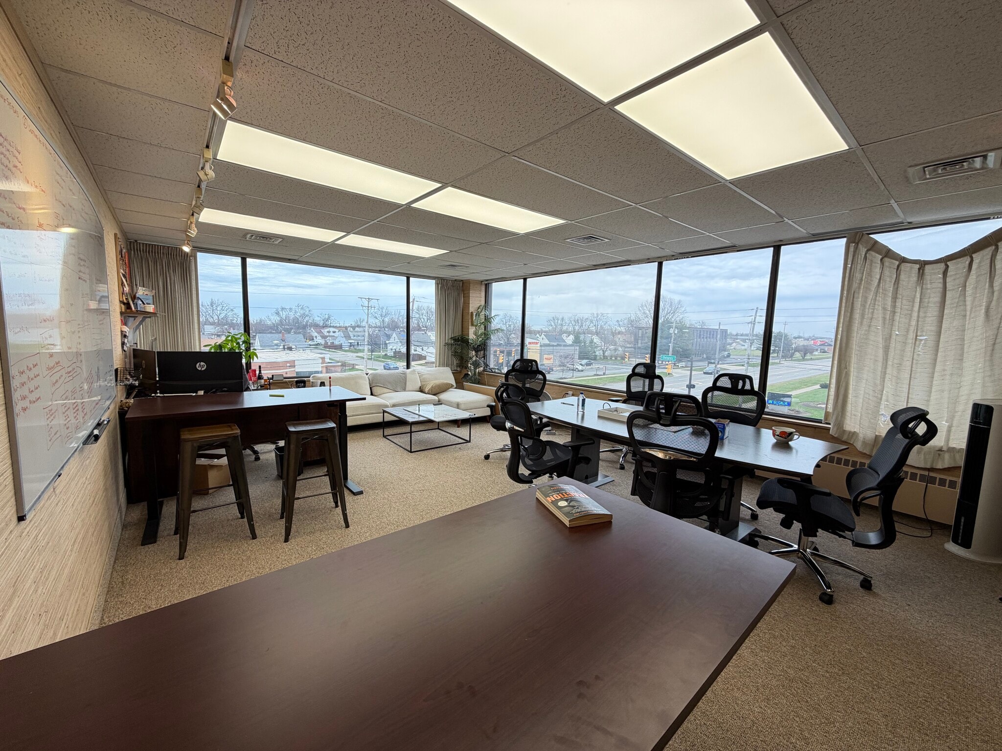 15887 Snow Rd, Brook Park, OH for lease Interior Photo- Image 1 of 8