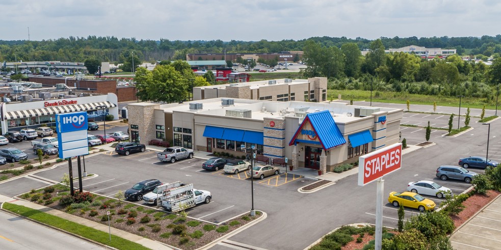 1345 E Main St, Carbondale, IL for sale - Primary Photo - Image 1 of 1