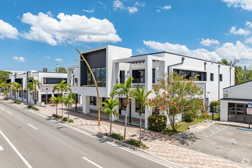 900 NW 6th St, Fort Lauderdale, FL for lease - Primary Photo - Image 1 of 20