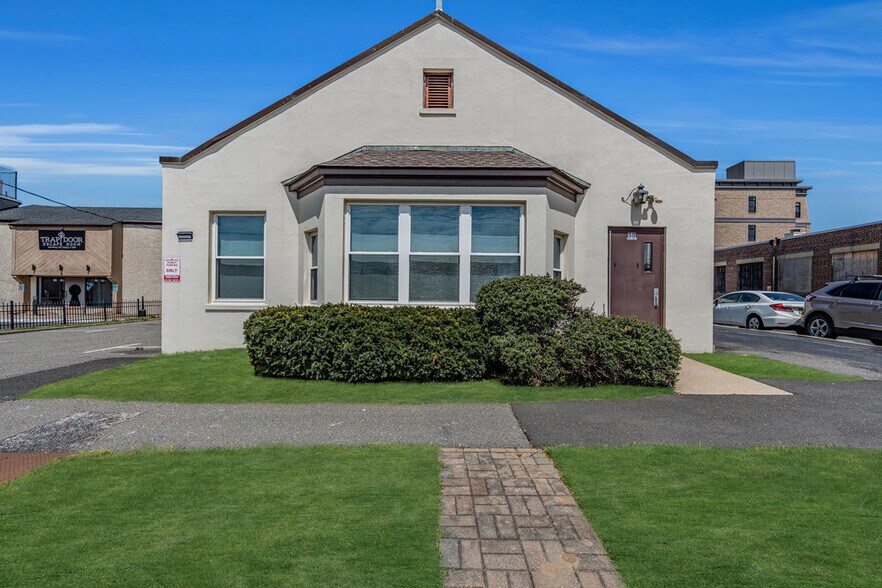 50 White St, Red Bank, NJ for lease - Building Photo - Image 2 of 21