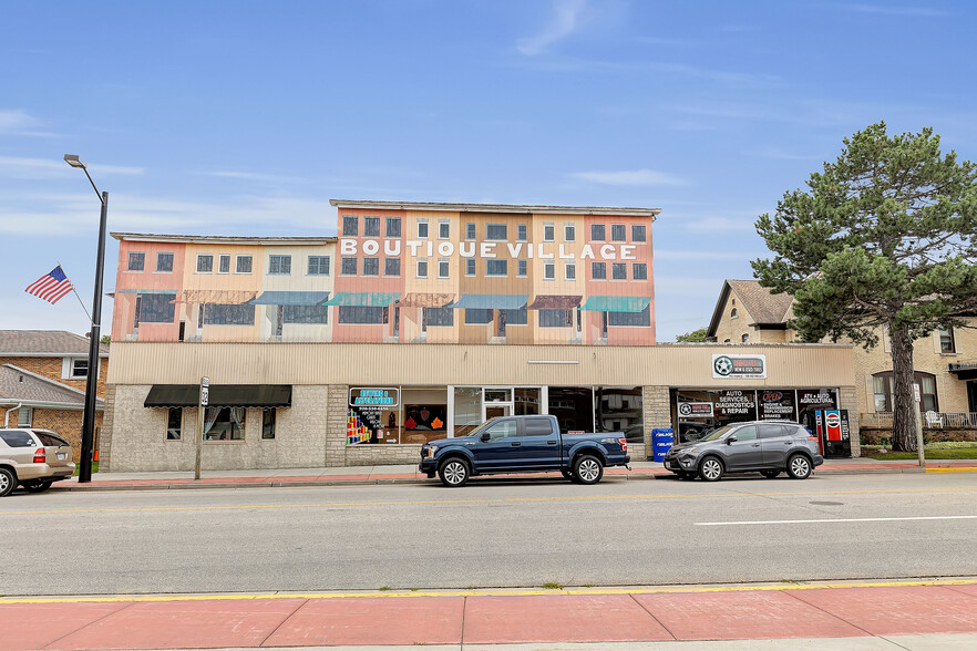 118 E Pulaski St, Pulaski, WI for sale - Building Photo - Image 1 of 1