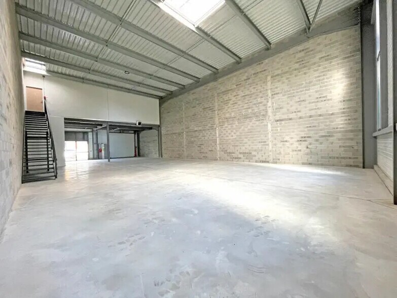 25 Rue Des Usines, Fenouillet à louer - Photo intérieure - Image 3 de 34