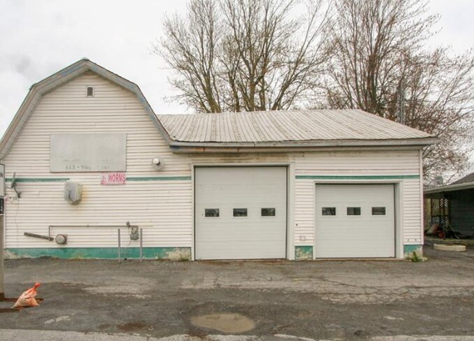 9 Cockburn St, Berwick, ON à vendre - Photo du bâtiment - Image 2 de 3