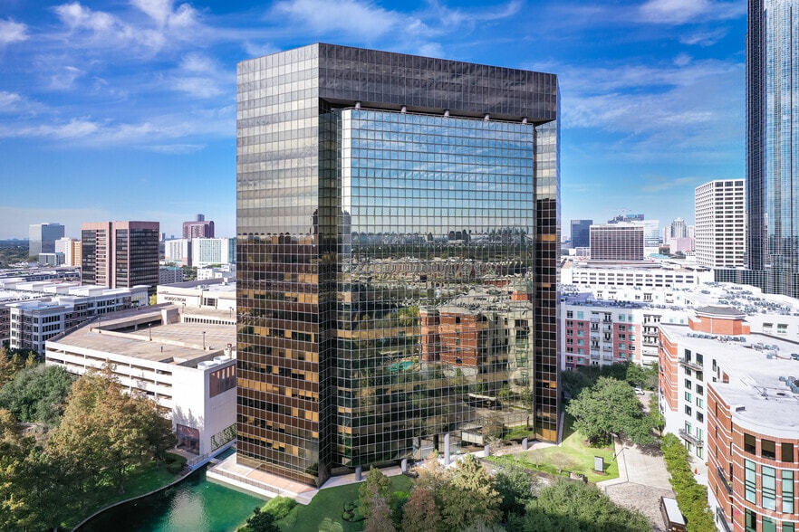 3040 Post Oak Blvd, Houston, TX à louer - Photo du bâtiment - Image 1 de 18