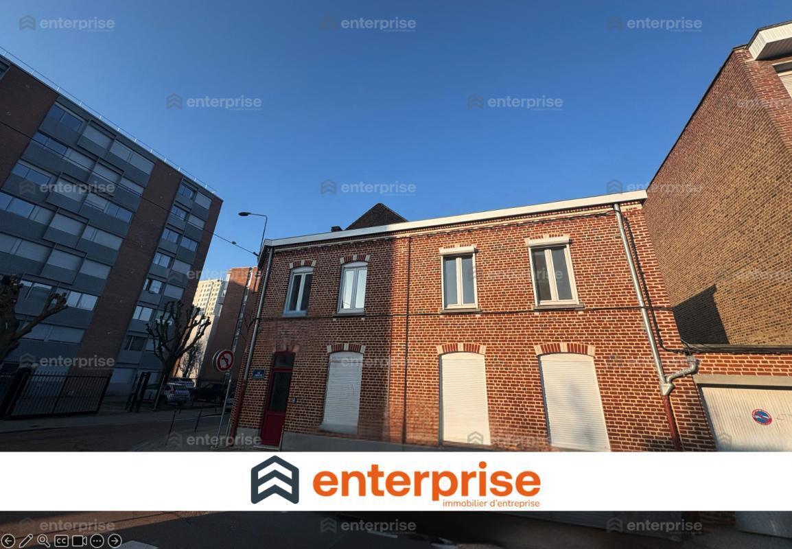 Office in La Madeleine for sale Building Photo- Image 1 of 2