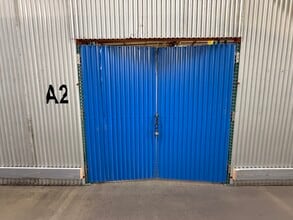 5625 E Firestone Blvd, South Gate, CA for lease Interior Photo- Image 1 of 5