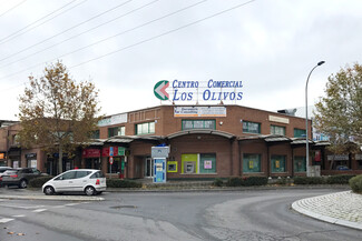 Plus de détails pour Calle Azuela, 1, Collado Villalba - Vente au détail à vendre