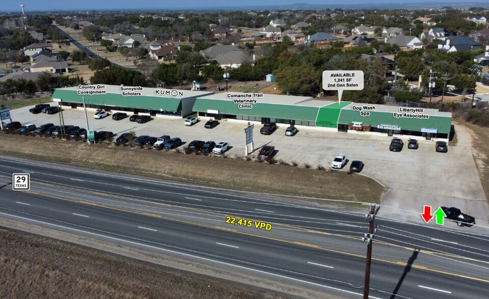 14370 W Hwy 29, Liberty Hill, TX à louer - Photo du bâtiment - Image 3 de 5