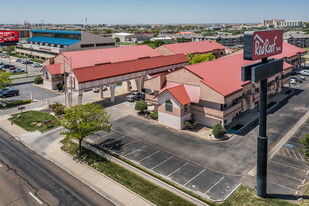 Dual Brand Red Roof Inn HomeTowne Studio - Motel