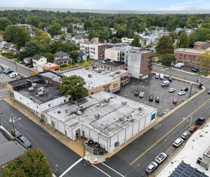 96 S Washington Ave, Bergenfield, NJ à vendre - Aérien - Image 2 de 2