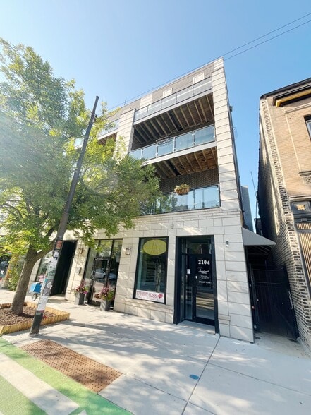 2104 W Belmont Ave, Chicago, IL for lease - Building Photo - Image 1 of 1