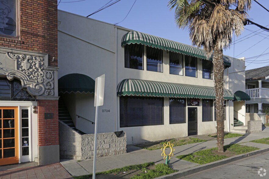 2734 E Broadway, Long Beach, CA à vendre - Photo du bâtiment - Image 2 de 7